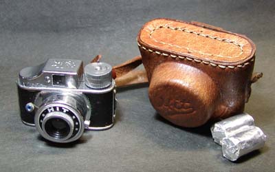 レア 昭和豆カメラ Snappy made in occupied Japan Konishiroku Snappy