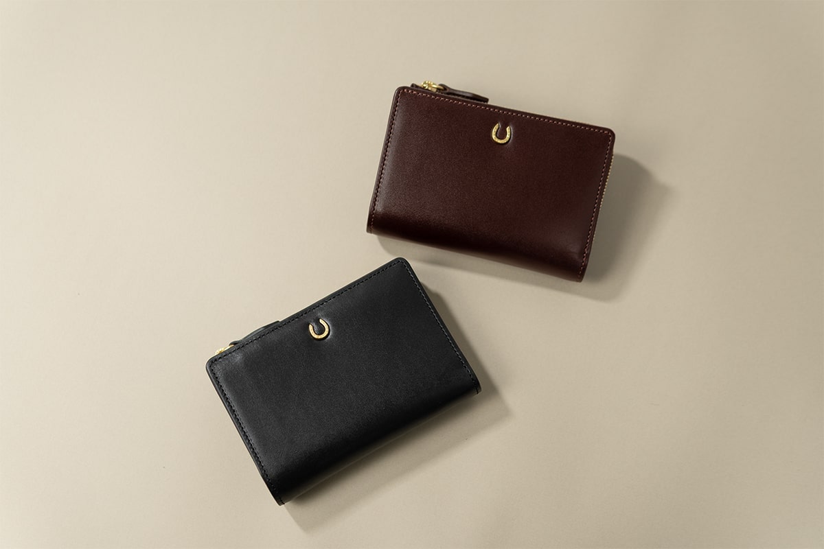 大人の夏スタイルに。ニュアンスカラーで彩る「ピッコラ」キンチャク