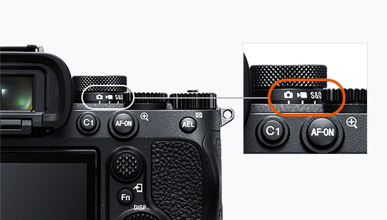α7 IV 特長 : ハイブリッド機としての優れた操作性・信頼性 | デジタル