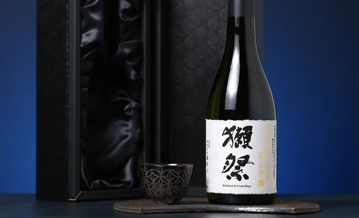 獺祭 純米大吟醸 遠心分離 磨き二割三分 720ml | 獺祭（株式会社獺祭