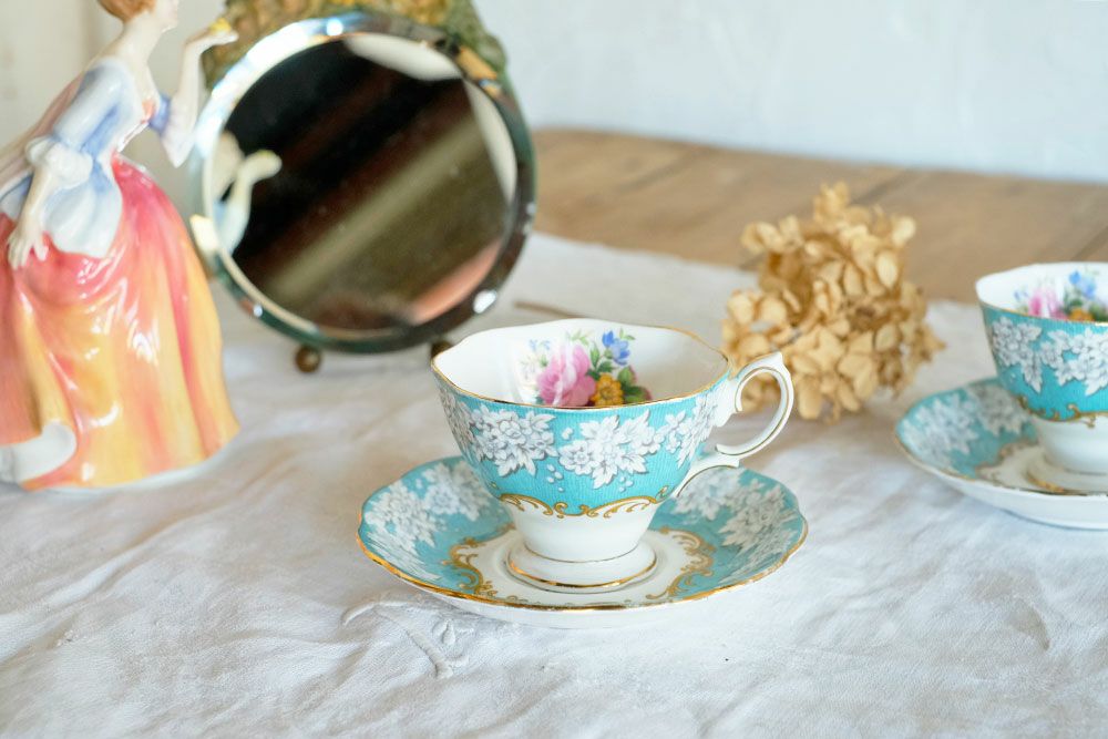 ヴィンテージ Royal Albertカップ&ソーサー/Enchantment 英国王室