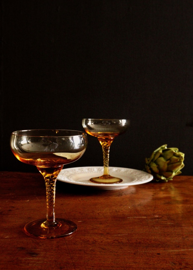 アンティークグラス ジャコバイト 葡萄と蜂 ツイストステムR1542ダI