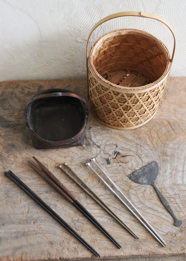 火箸 三種 火鉢 手あぶり 卓上火鉢 古道具 風炉 民藝 炉 茶道具Antique