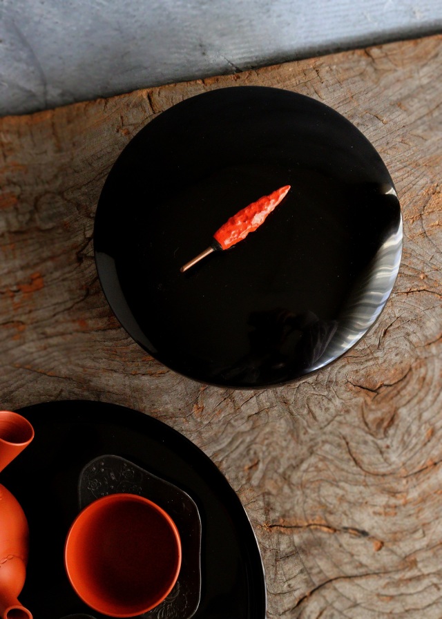 輪島塗唐辛子摘み菓子器 小盆付 トウガラシ 漆の菓子器 煎茶盆 盛り器 漆盆