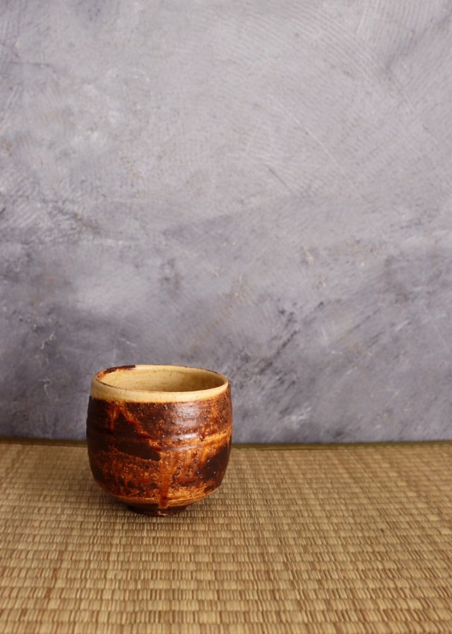 鉄刷毛目筒茶碗 叶光夫作 茶道具 筒茶碗 鉄釉 酒器 湯呑