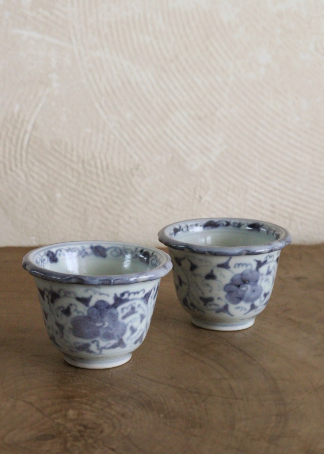 古伊万里 蕎麦猪口 金継ぎ 美品 江戸初期 なでしこ 間下紗卍金継ぎ