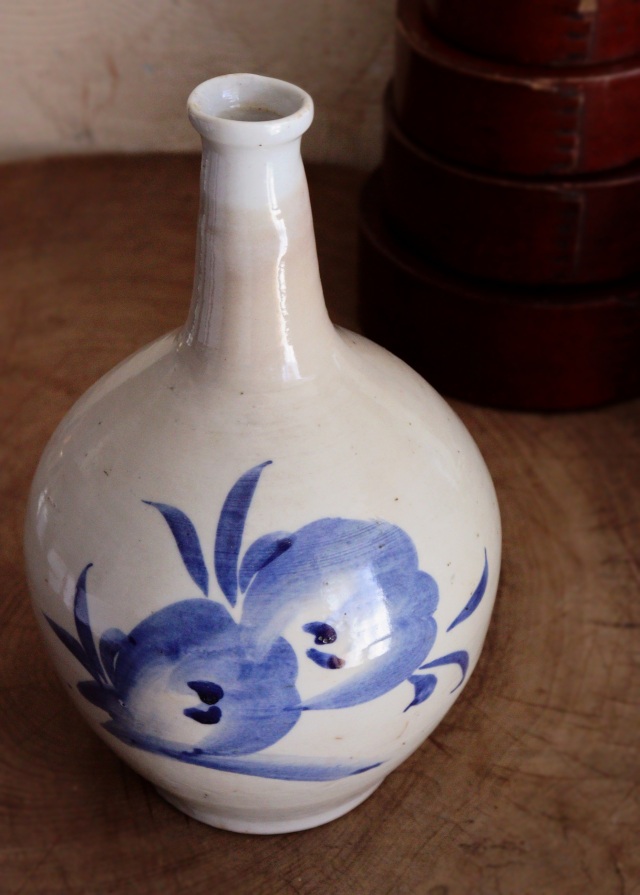 セール 花 染付 伊万里 有田 花瓶 徳利 壺 飾り セール 花 染付 伊万里