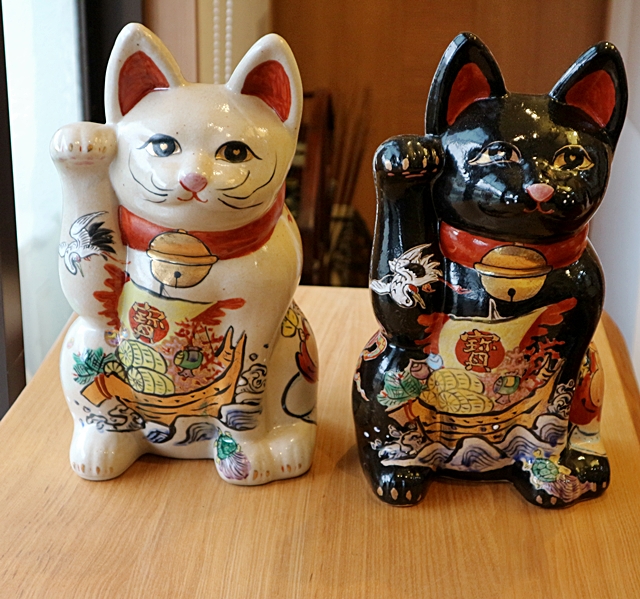 入手困難】美濃焼 和田一人 七福神招き猫(大) 右手 入手困難】美濃焼