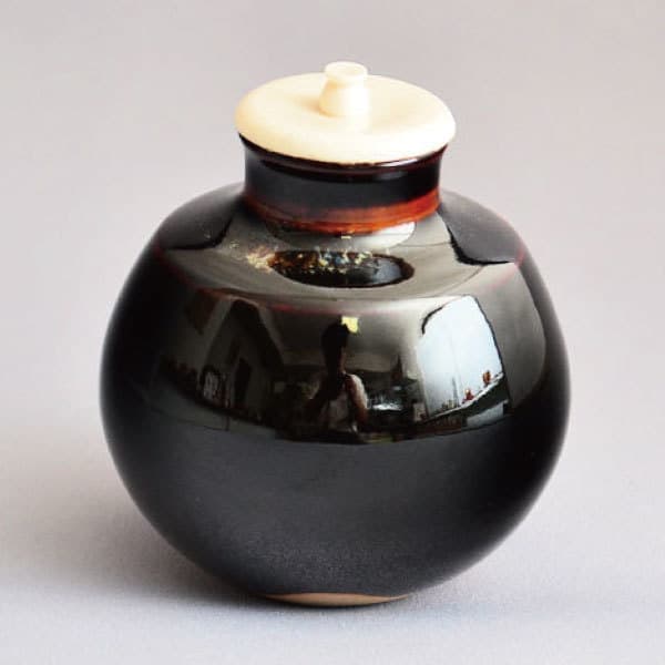 AN99 桶谷丁一作 飾壺 天目釉 茶壺 絹紐 口切茶事 茶の湯 AN99