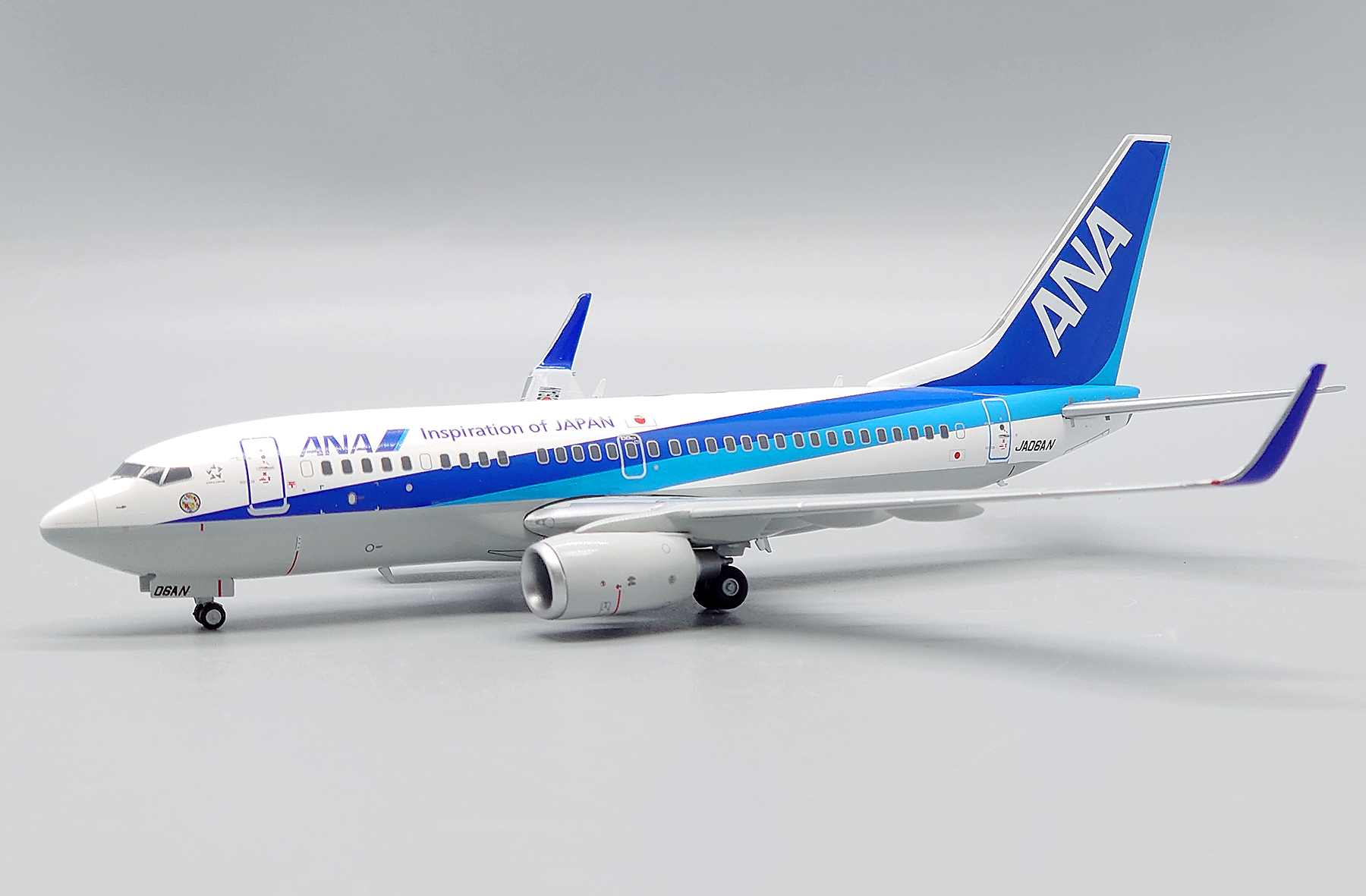 ScaleModelStore.com :: JC Wings 1:200 - EW2737008 - ANA - All