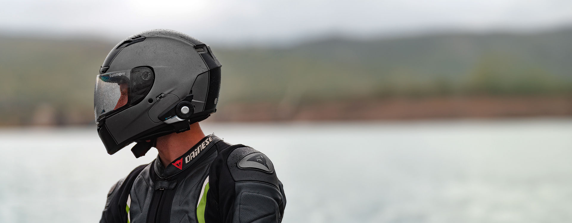 SENA 20S evo 観賞用ヘルメット付き 20S EVO - SENA Motorcycle