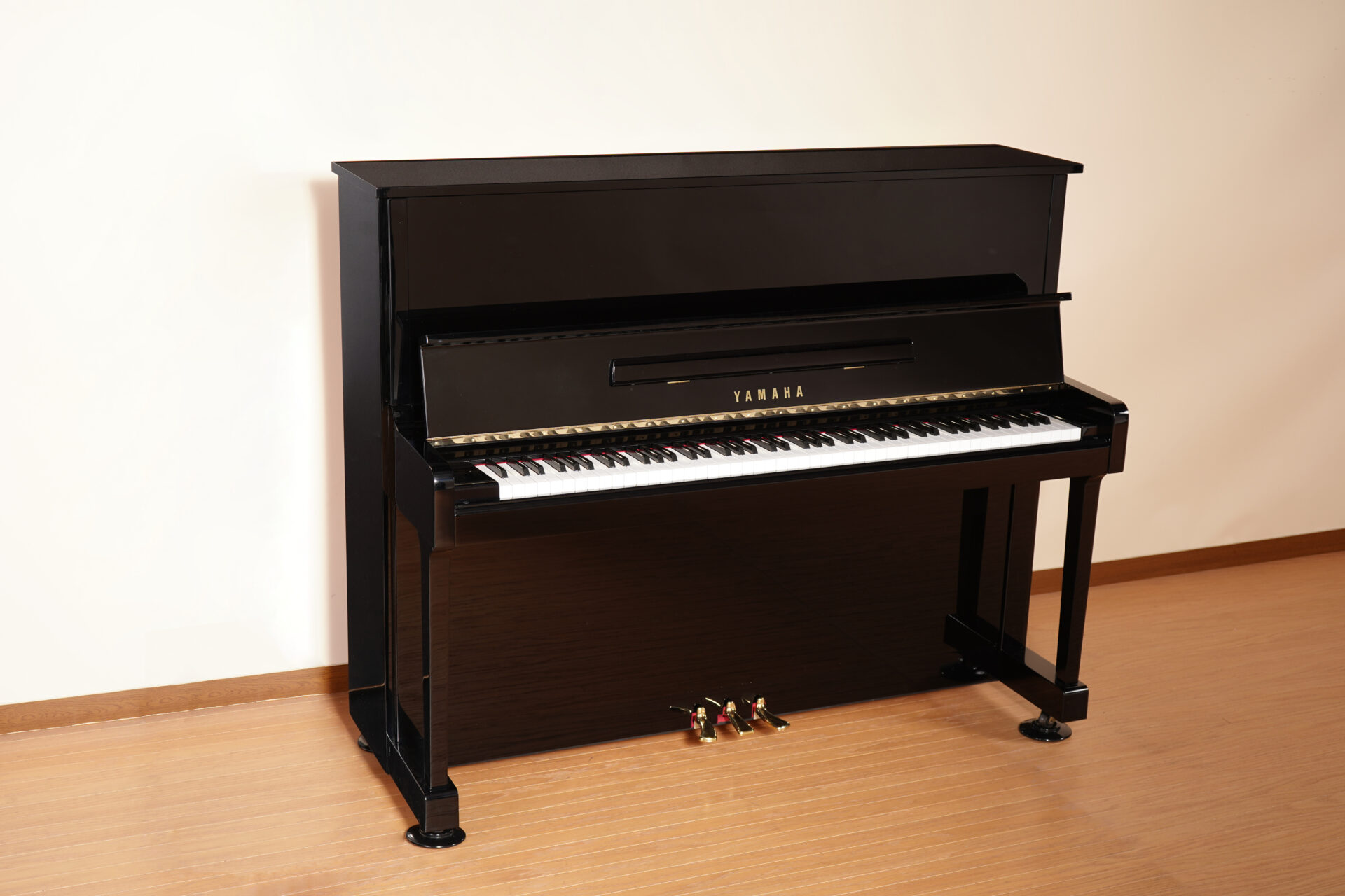 6月まで限定*調律済 YAMAHAアップライトピアノ U10Bl 6月まで限定