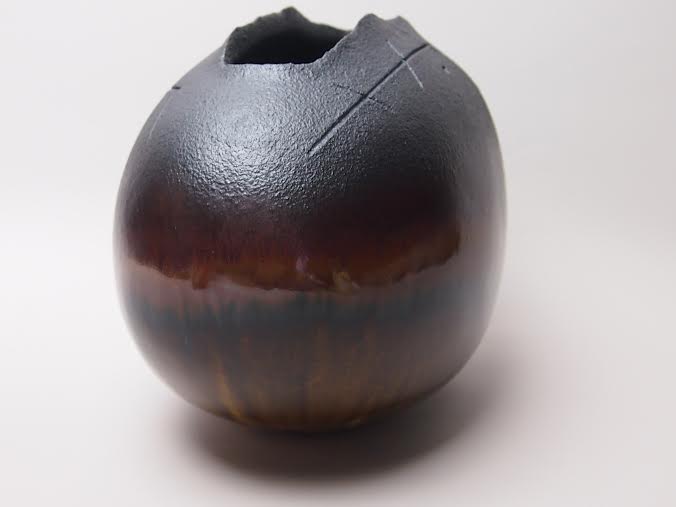 神谷英介作 鉄彩扁壷 共箱 EYURIKA｜暮らしを彩る骨董品・絵画の専門店