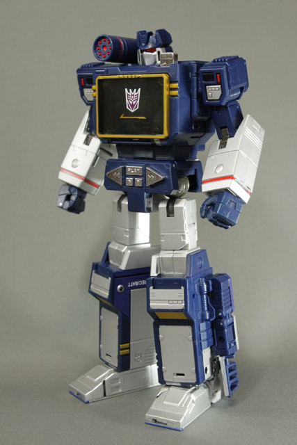 トランスフォーマー・マスターピース MP-13 サウンドウェーブ (with