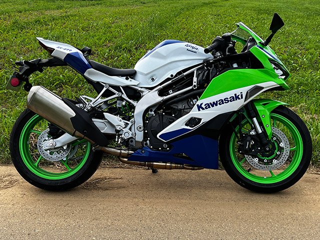 もも。 Kawasaki/Ninja ZX-25R/SE (2BK-ZX250E) POWERBOX FULL | SP忠男