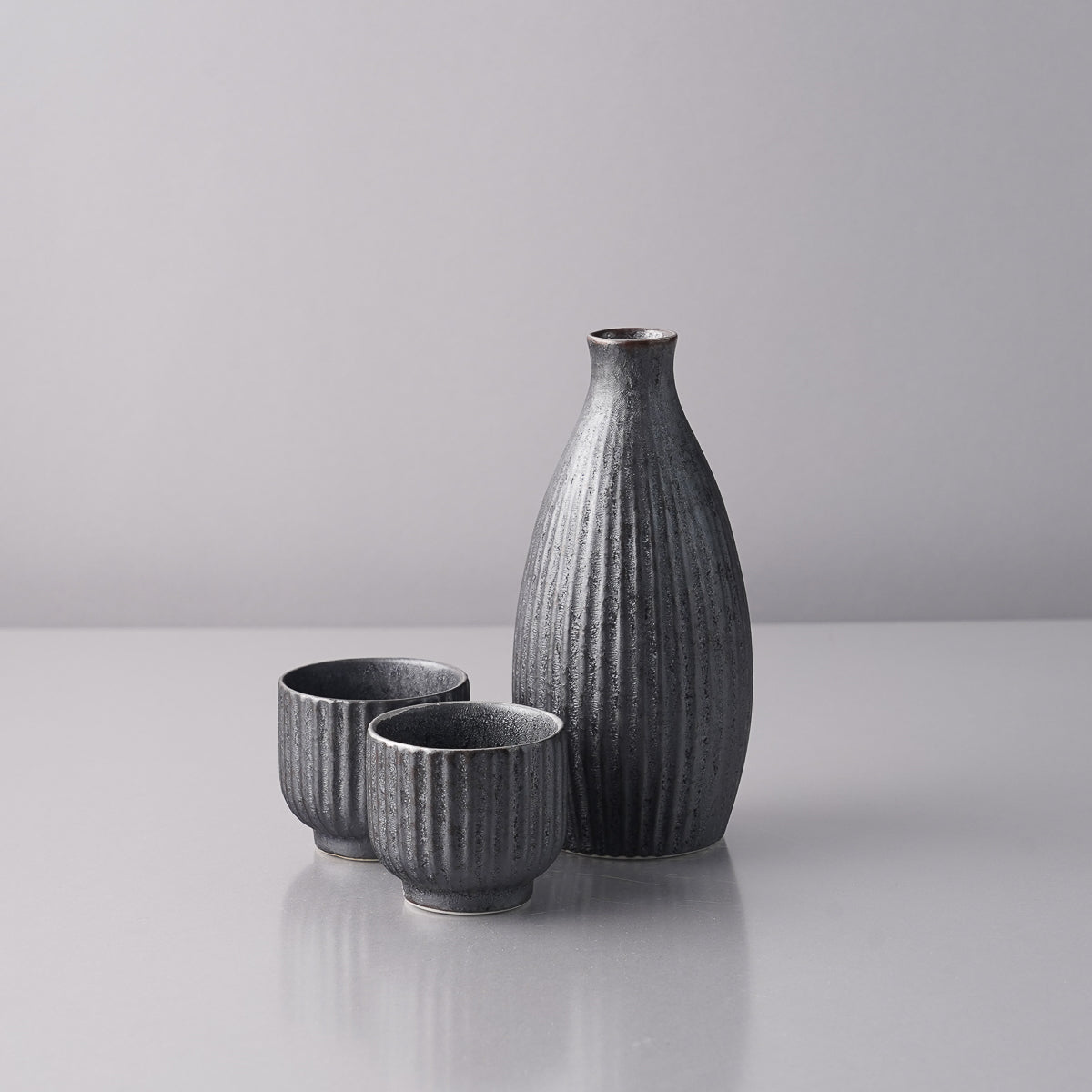 有田焼 線彫一合徳利 220ml 陶悦窯の通販｜Studio1156 – 【公式