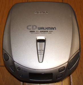 スタフ屋 ポータブルCDプレーヤー(SONY CD WALKMAN D-E400)