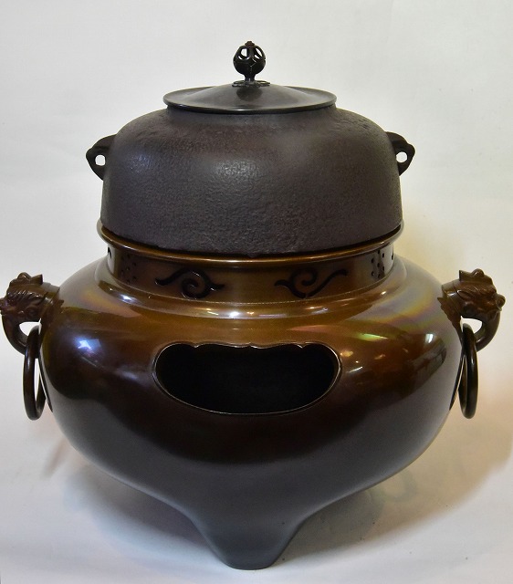 茶道具 古銅 鬼面 涼炉 香炉 在銘 Z 9628 茶道具 古銅 鬼面 涼炉 香炉