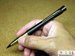 パーカー・アーバン ボールペンにマットブラックが新発売！ スミ利で