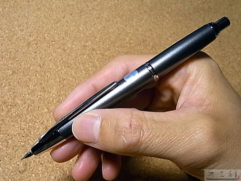 新品☆PILOT パイロット キャップレスデシモ 2009年限定 パールブルー