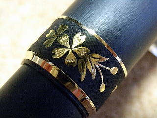 プラチナ ＃3776純金肥後象嵌万年筆「サクラ」「イチョウ」新発売！