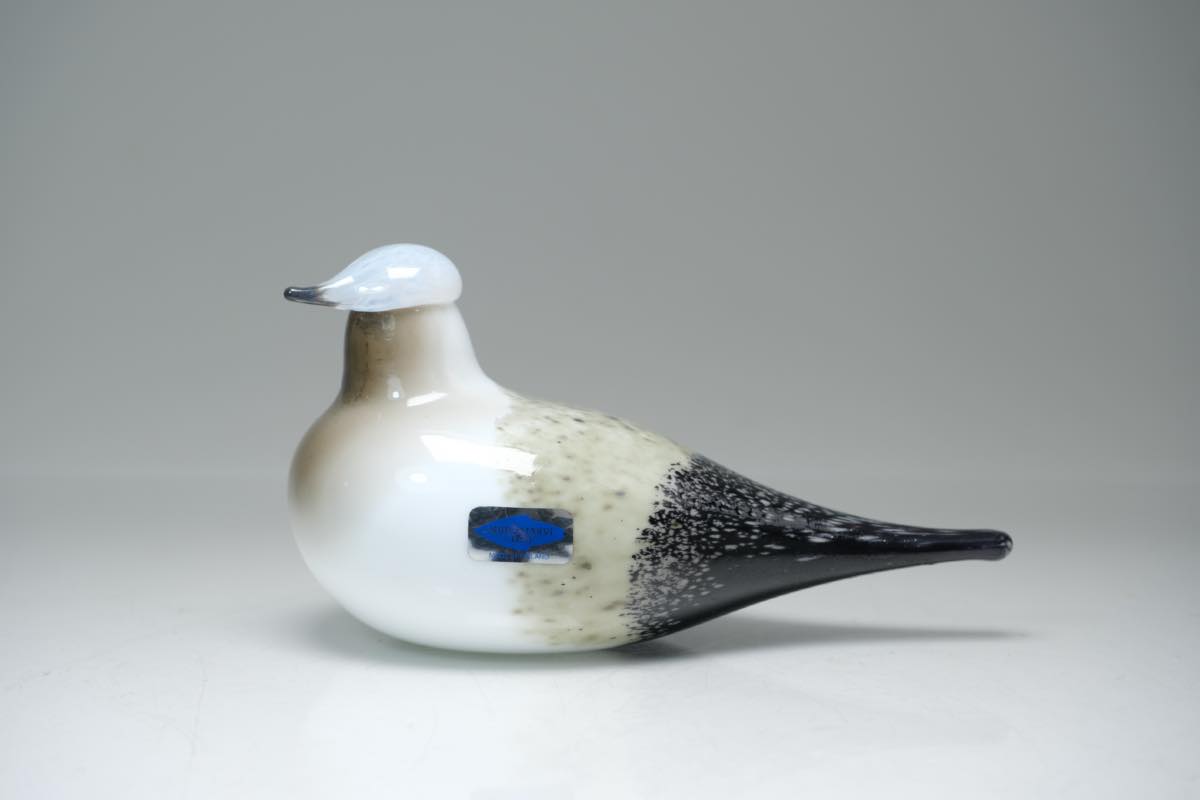 オイバトイッカ ヌータヤルヴィ 一輪挿し オイバトイッカ