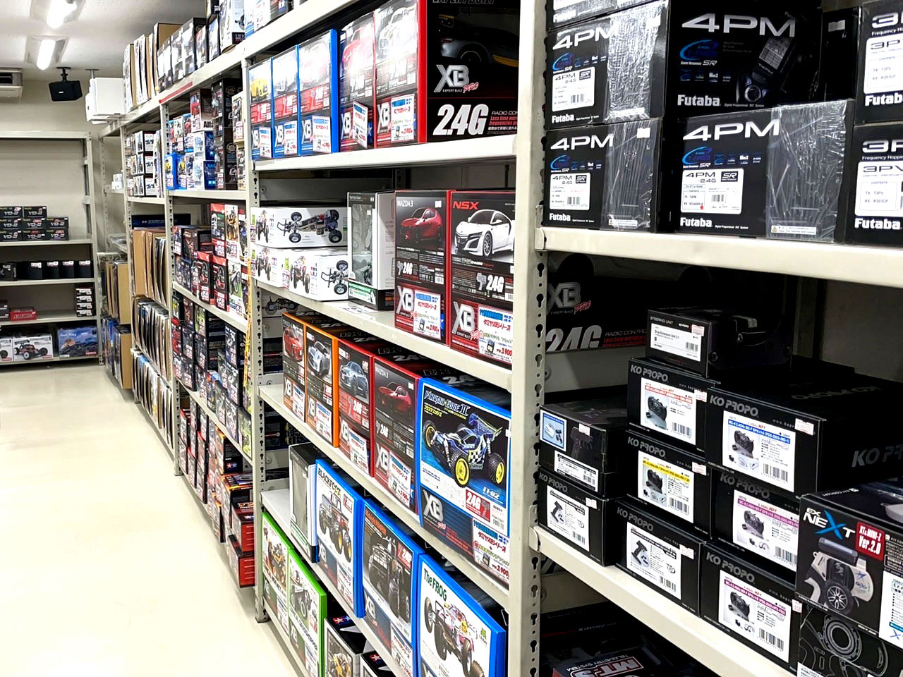 福岡博多店 店舗案内 - スーパーラジコン