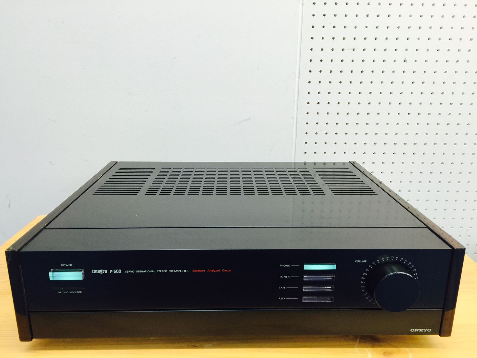 オンキョー Integra P-309 プリアンプ | SwingAudio Shop