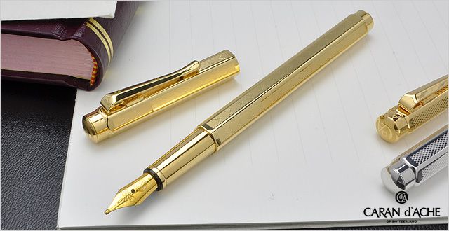 カランダッシュ 万年筆 キャップ式 ブラック×ゴールド ペン先18C-750