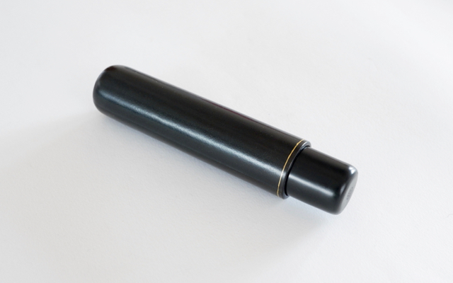 シガーケース型 万年筆ケース | 文具ウェブマガジン pen-info