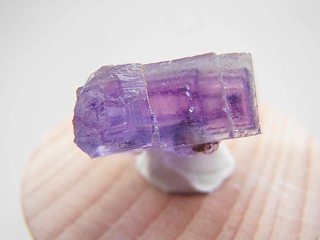 ナミビアオコルス鉱山パープルゾーニングイエローフローライト