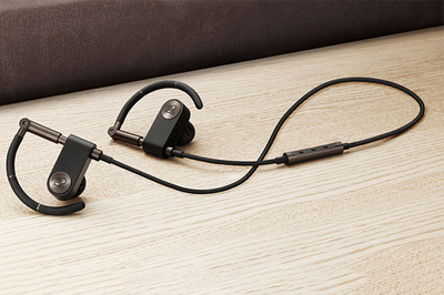 earset7_thumb.jpg
