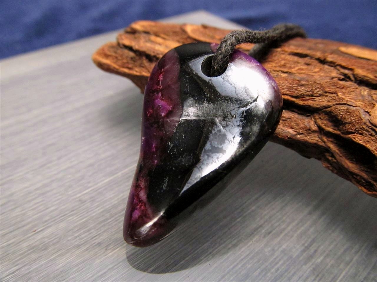 ☆超人気！☆お値打ち品！☆日本人に縁のある石☆1点物☆スギライト