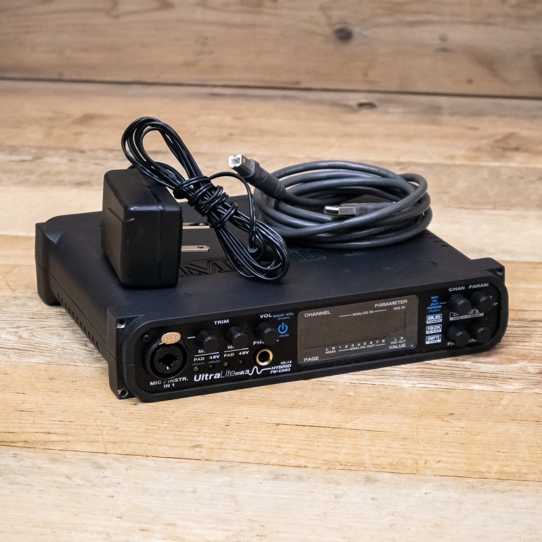 MOTU Ultralite mk3 Hybrid 後期型 MOTU UltraLite-mk3 Hybrid