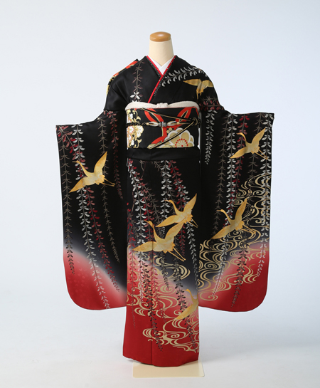 振袖フルセット】赤と黒の鶴刺繍振袖と帯 振袖フルセット】赤と黒の鶴
