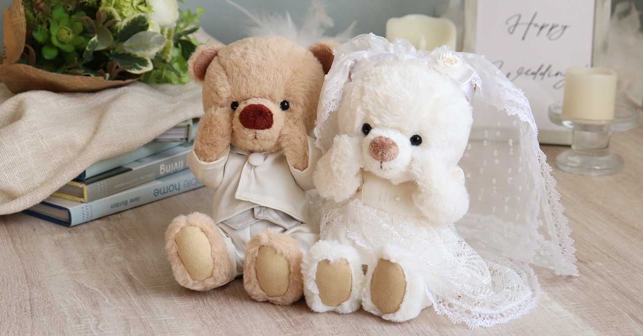 テディベアー、ウェルカムウェディングベアー木製アンティークチェア