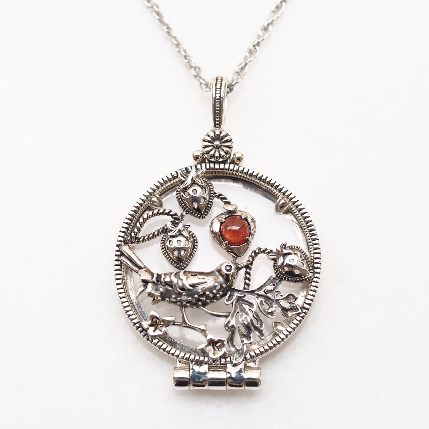 碌山】コンクシェル ピンクシェルの1輪のカラー ペンダントブローチ