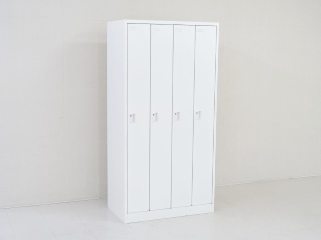 中古｜コクヨ｜LK｜4人用ロッカー・スチール製更衣用ロッカー・鍵