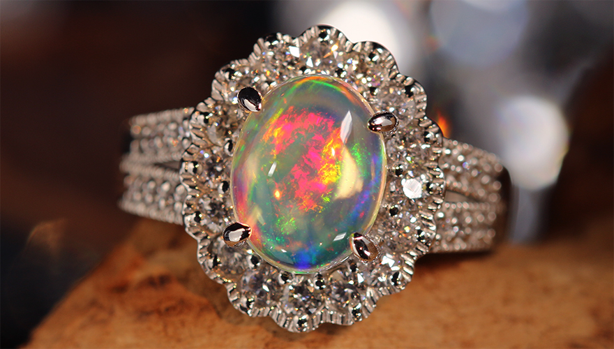 メキシコ産ウォーターオパール 約1.6ct ダイヤモンド 0.66ct プラチナ