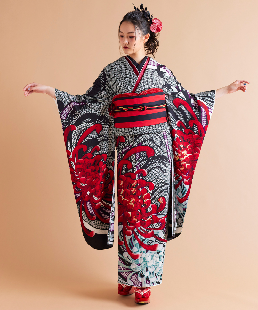 成人式 振袖 赤 黒 花柄 振袖 黒と赤の花柄豪華成人式黒振袖