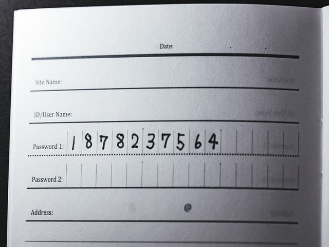 CSS】ボタンクリックでパスワード(テキスト)の表示・非表示を