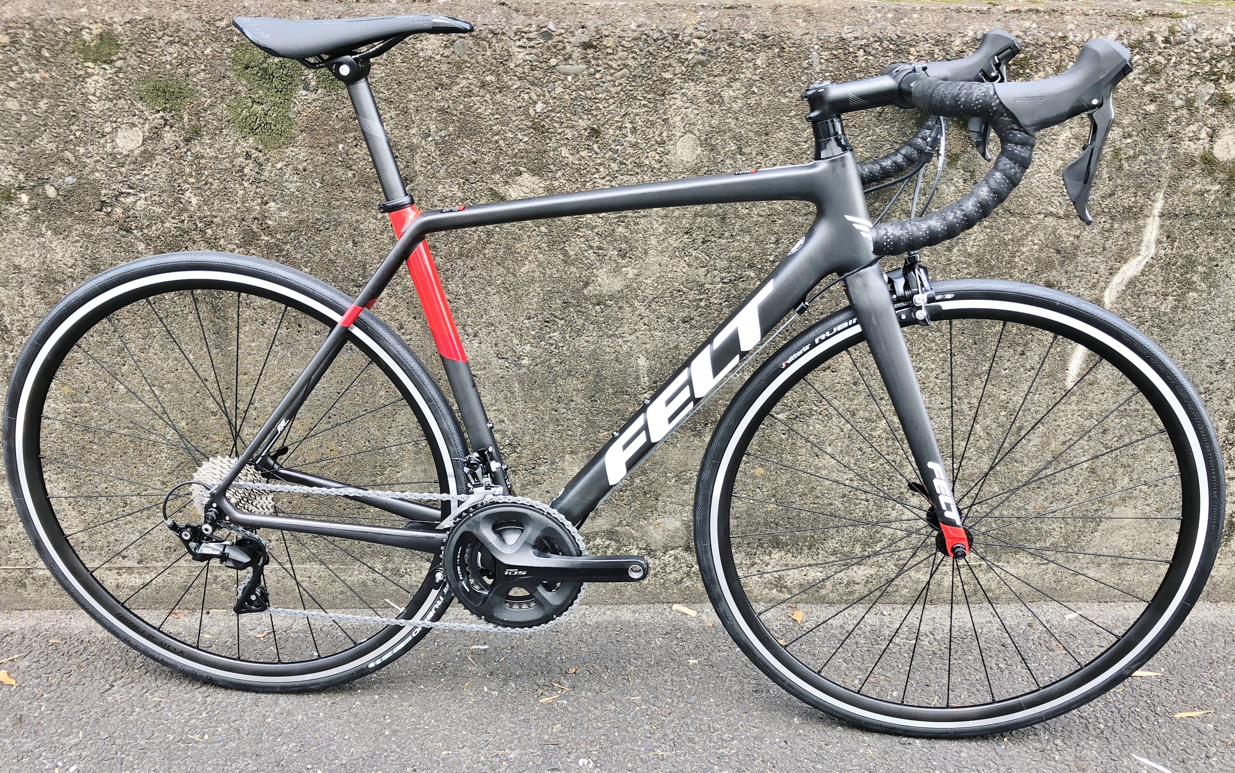 ロードバイク】2019 FELT FR5 の詳細に迫る