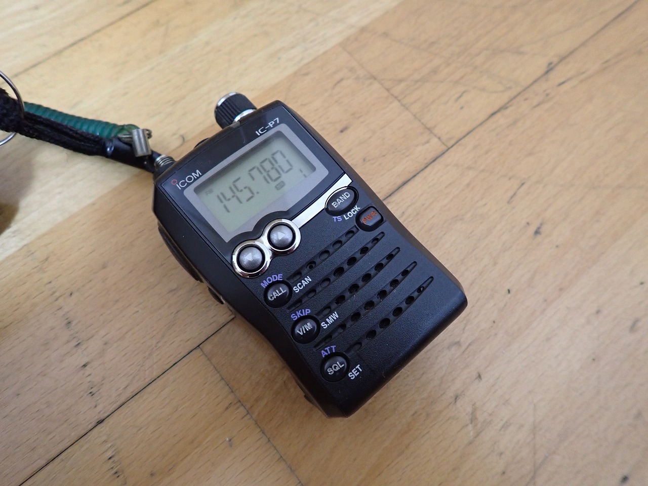 トランシーバー ICOM IC-P7 アイコム 144 430MHz デュオ バンド FM BC