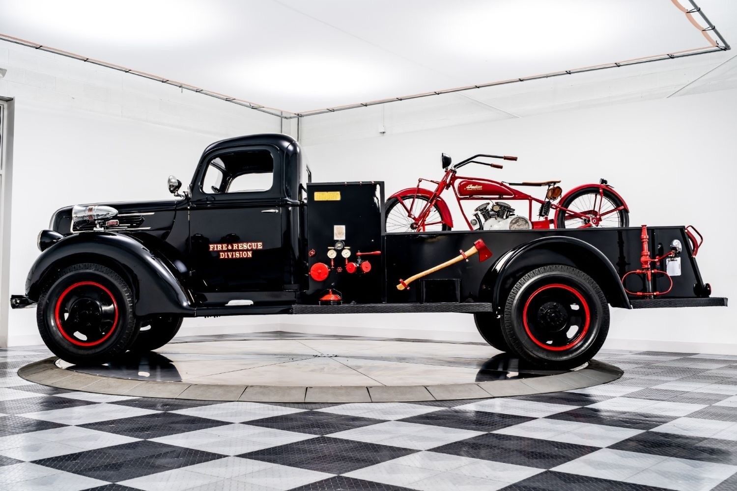 消化器truck ford ホットロッドビンテージ アンティークハーレー