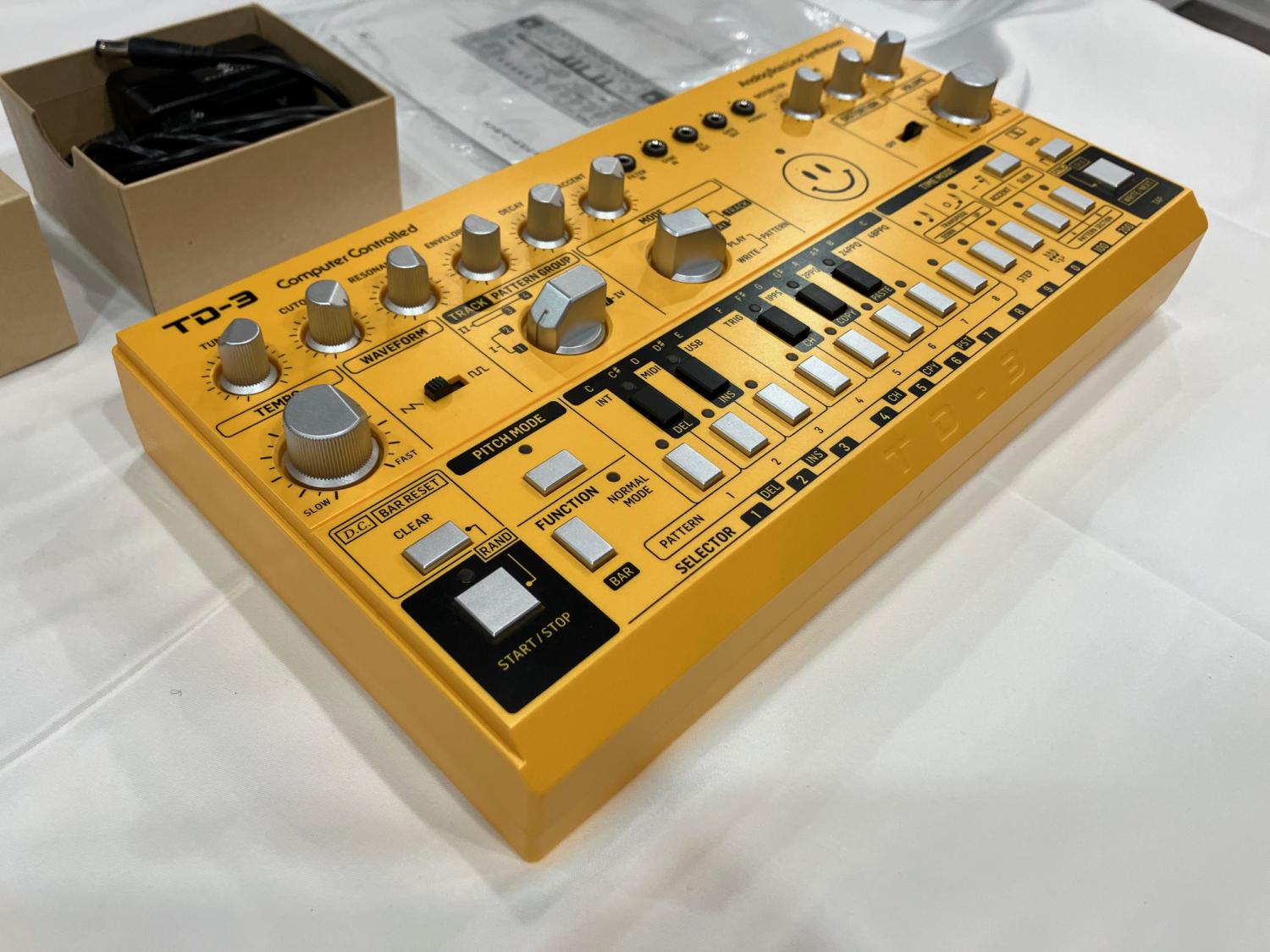 BEHRINGER ベリンガー TD-3-AM ◇中古入荷！ | ワタナベ楽器店 京都