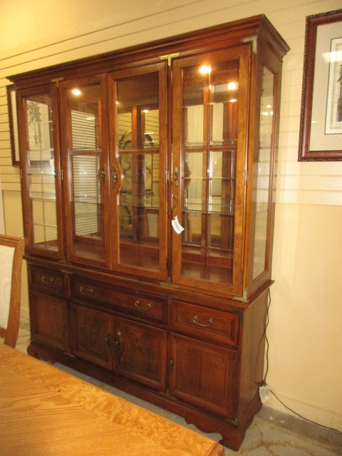 アメリカヴィンテージ BASSETT FURNITURE キャビネット A631 アメリカ