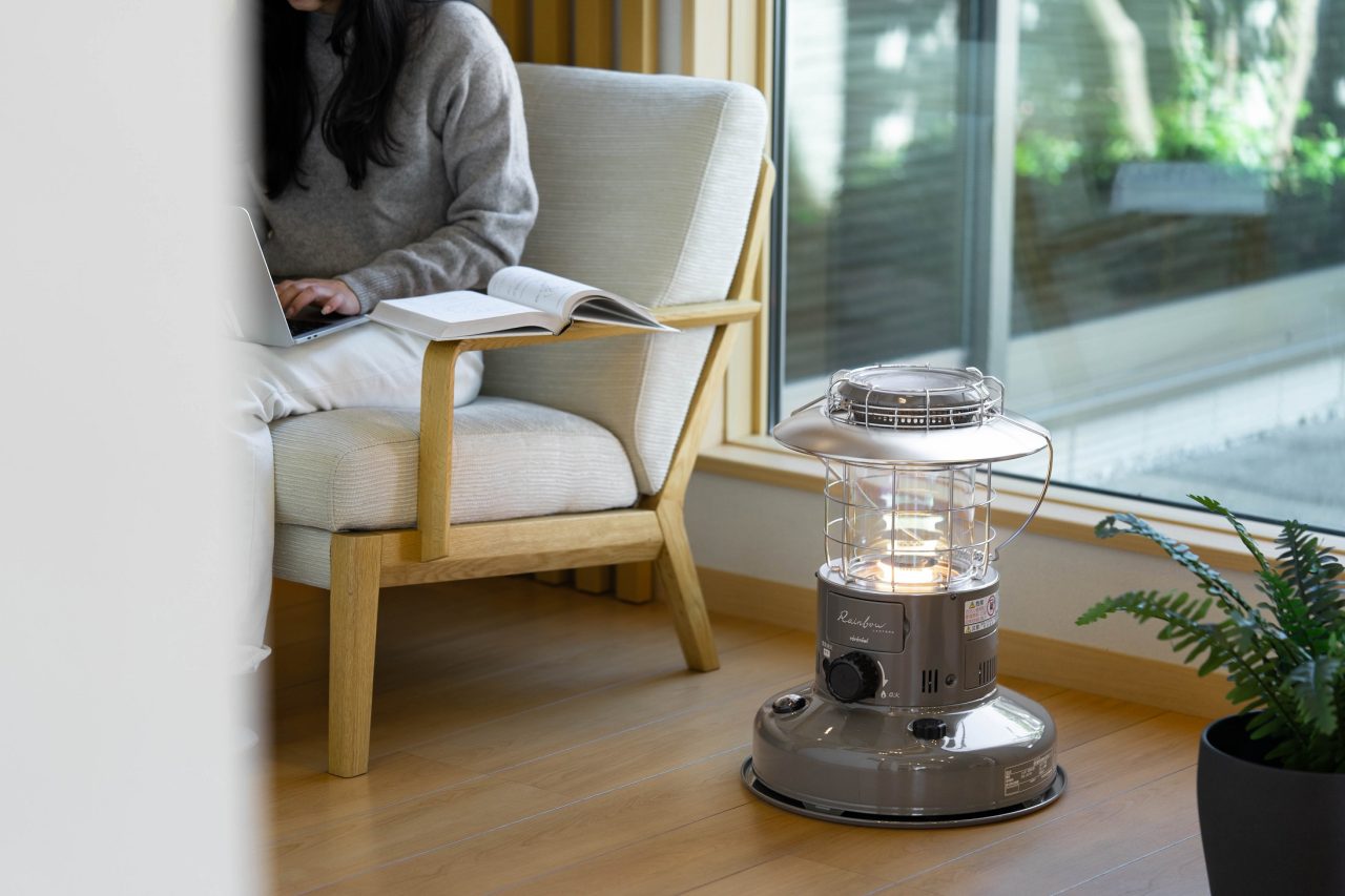 トヨトミ レインボー 石油ストーブ RB-250 自然通気形開放式 123112 箱