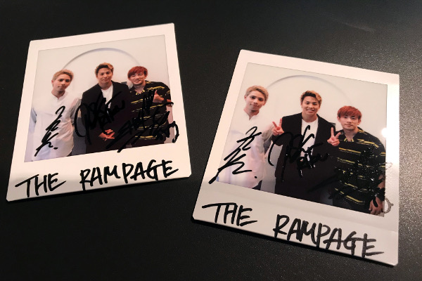 神谷健太 サイン セット 直筆 Tシャツ めんこ 神谷健太 サイン セット