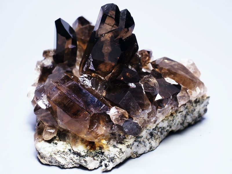 スモーキークォーツ(煙水晶)クラスター スイスアルプス水晶 381g (34-58)