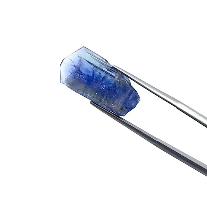 バイカラータンザナイト 原石(宝石名タンザナイト)タンザニア産 13.55